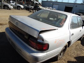 1993 TOYOTA CAMRY DX SILVER 2.2L AT Z17792